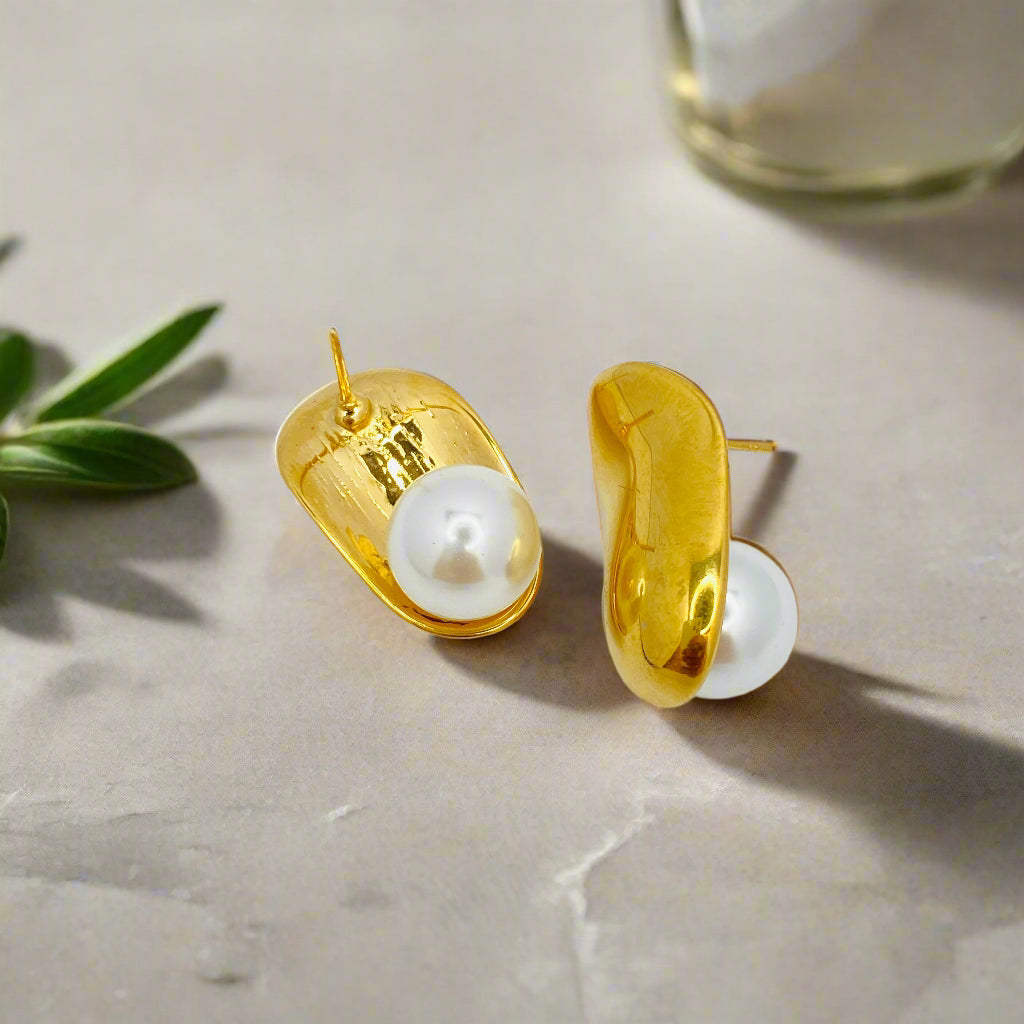 Dune Pearl Earrings